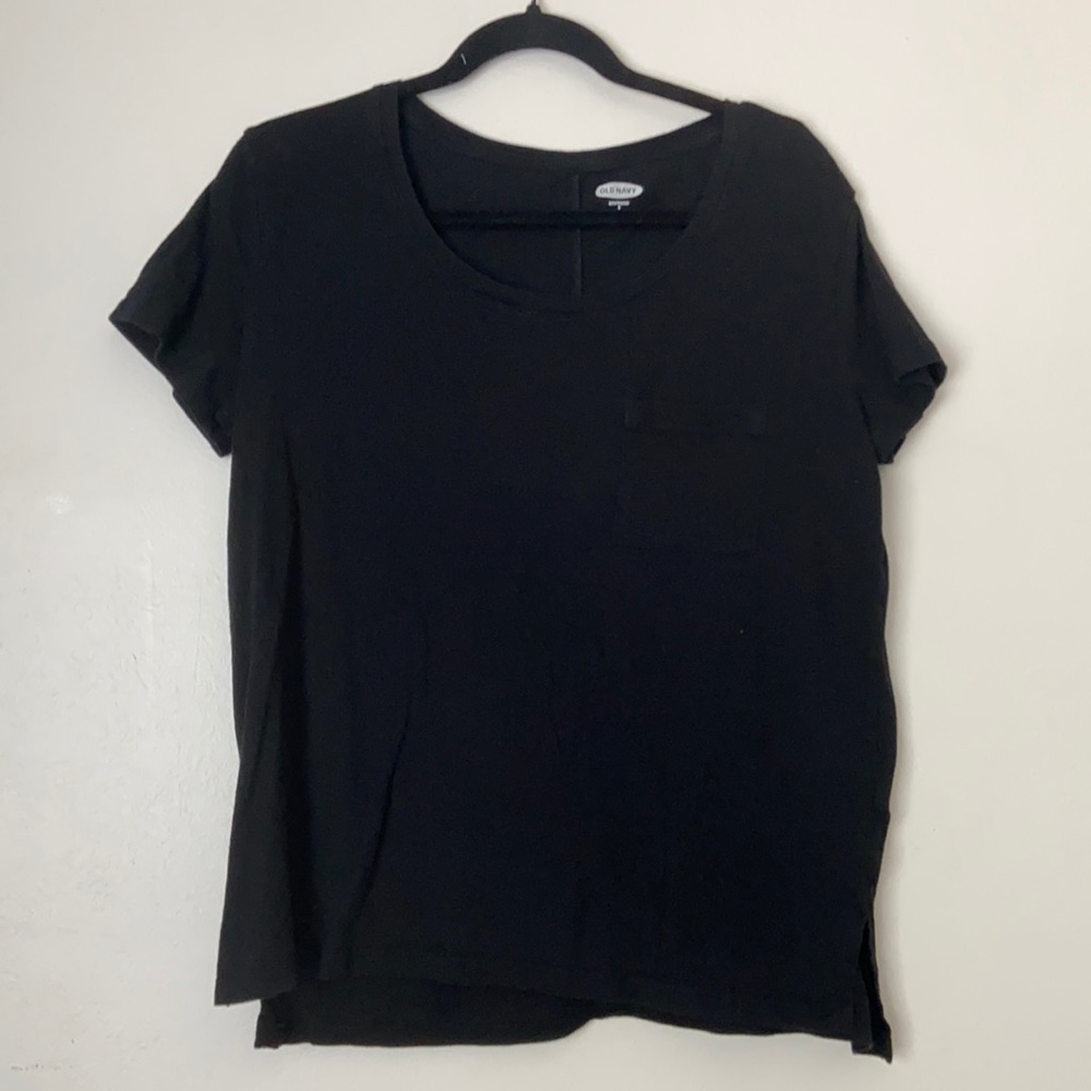 Black tshirt
